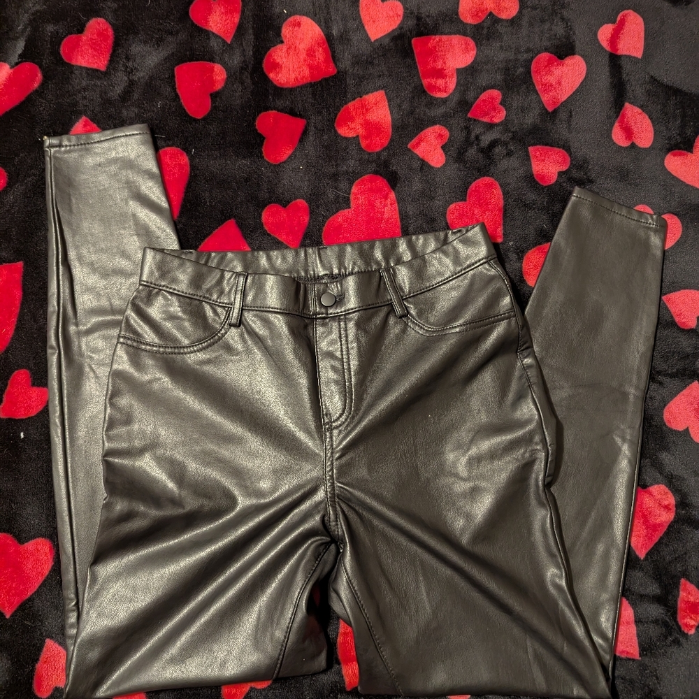 Faux Leather Skinny Pants
